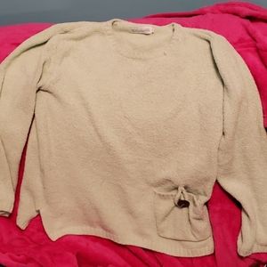 Lulu -B sweater $8 when bundling 2-5 things.